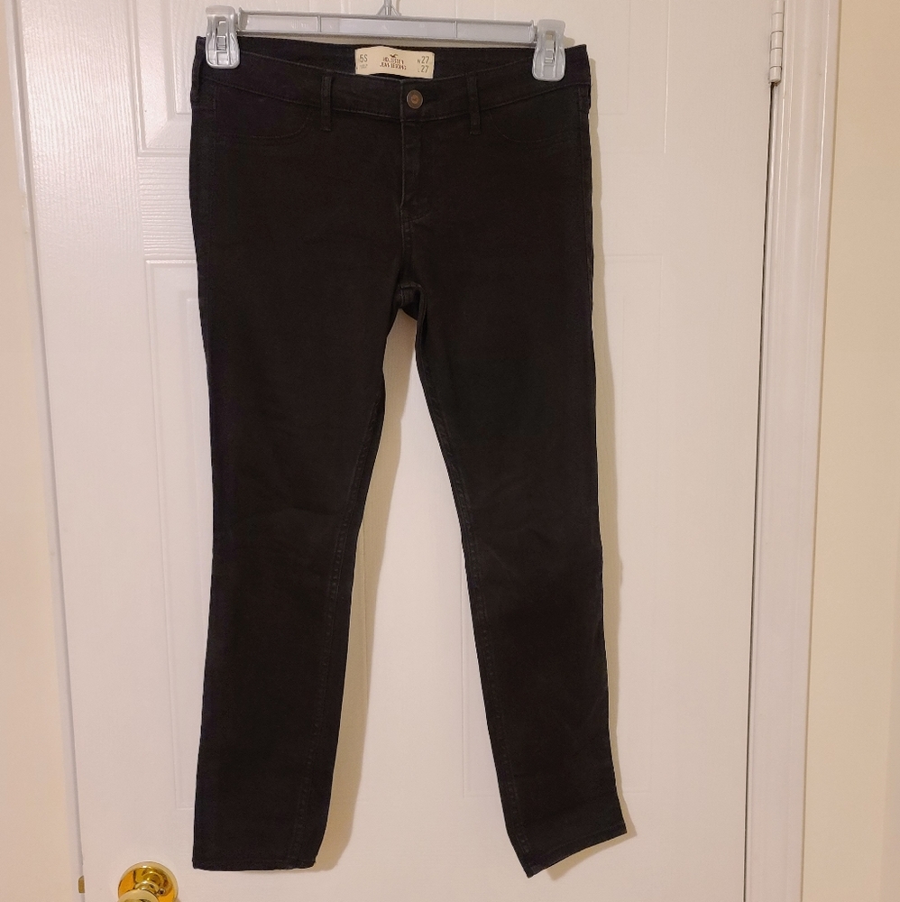 Hollister Jean Leggings. Black. 5 Short or W27, L27.